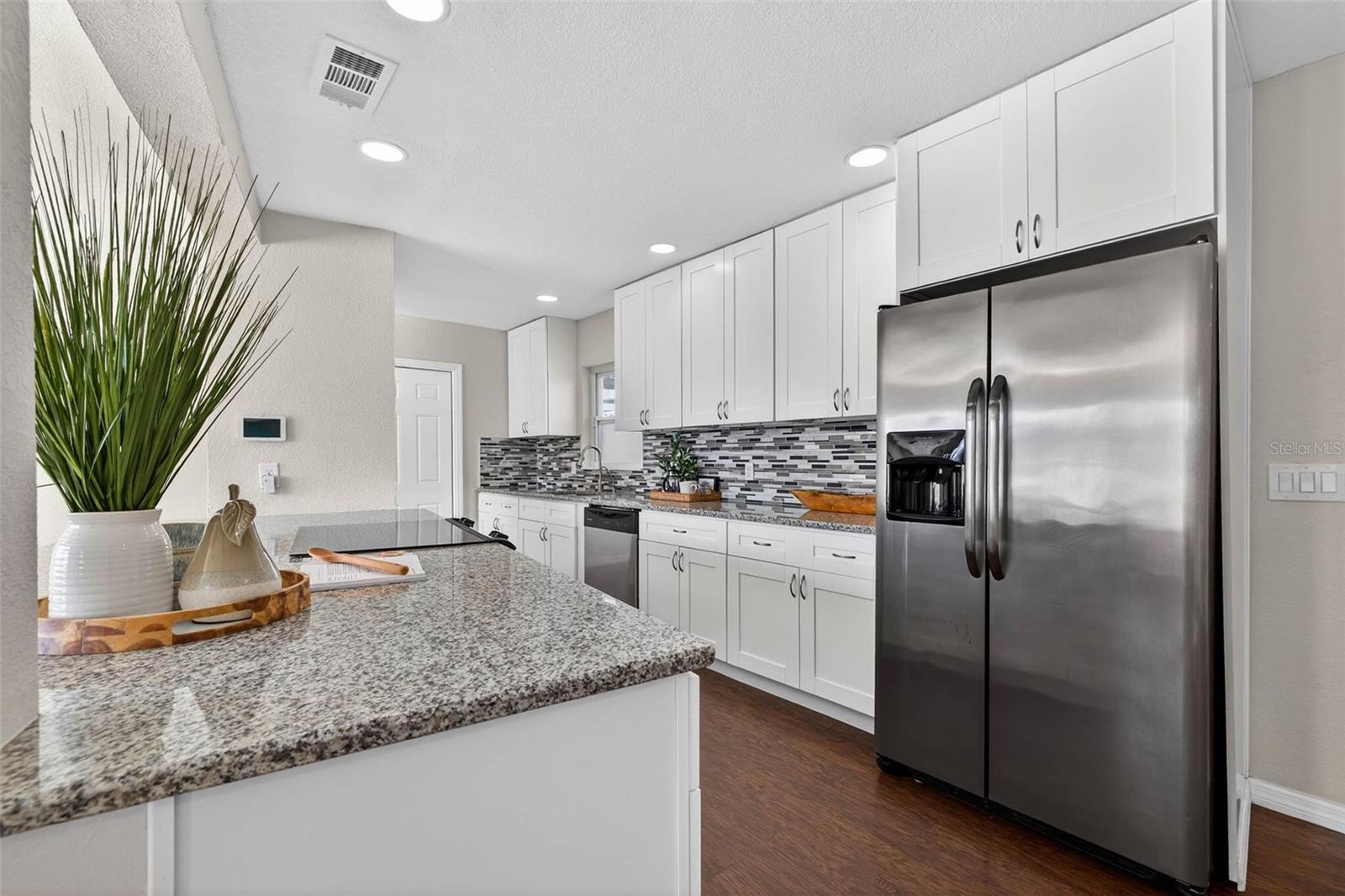 Image 8 of 36 For 1800 Magnolia Drive