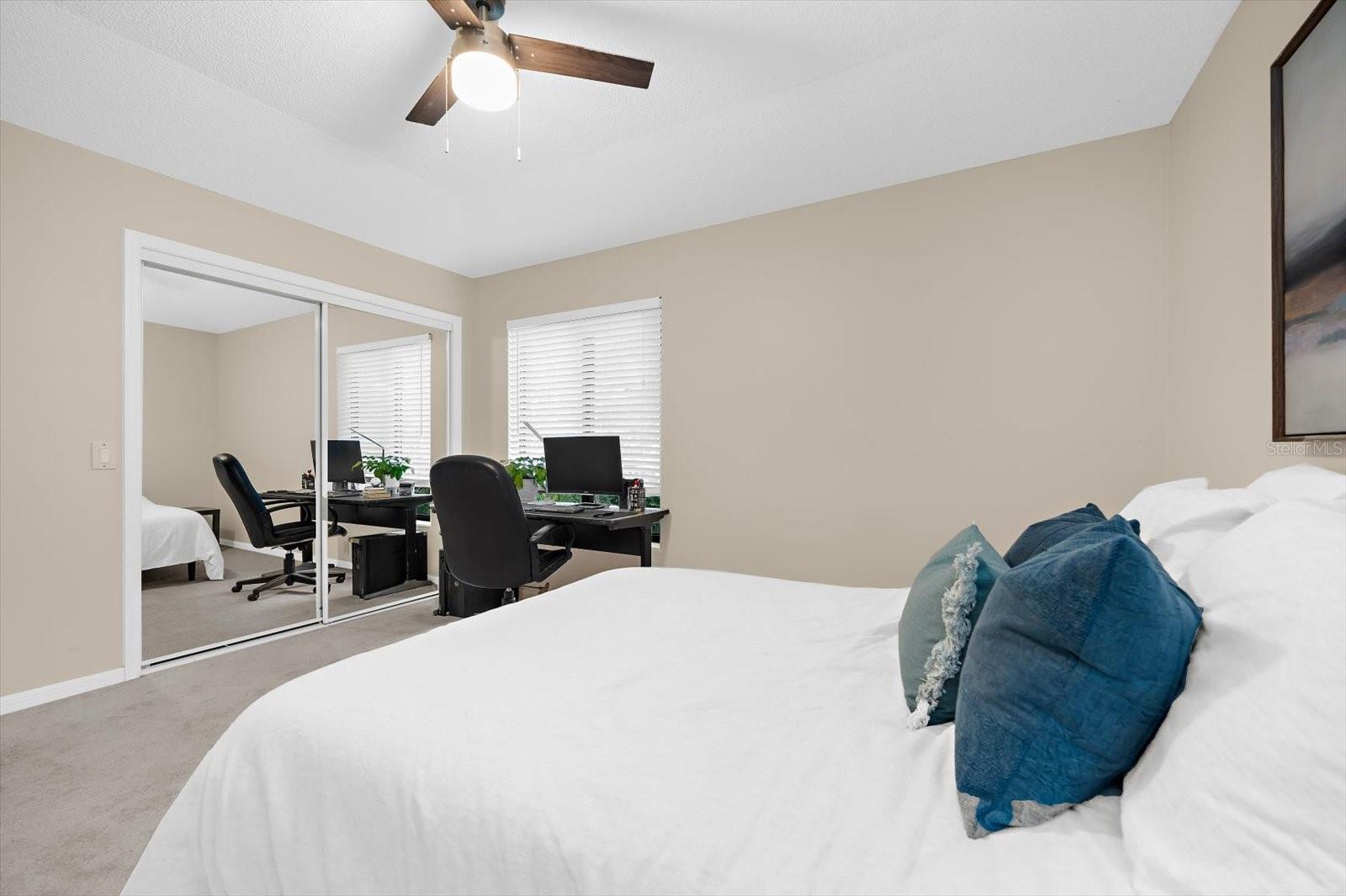 Listing photo id 29 for 2309 Landing Way