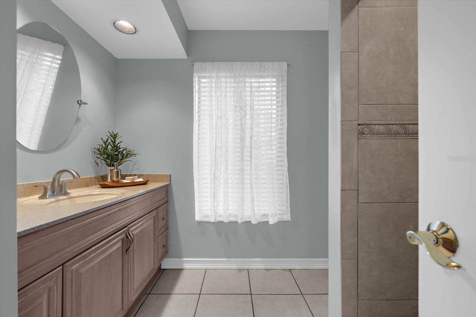 Listing photo id 30 for 2309 Landing Way