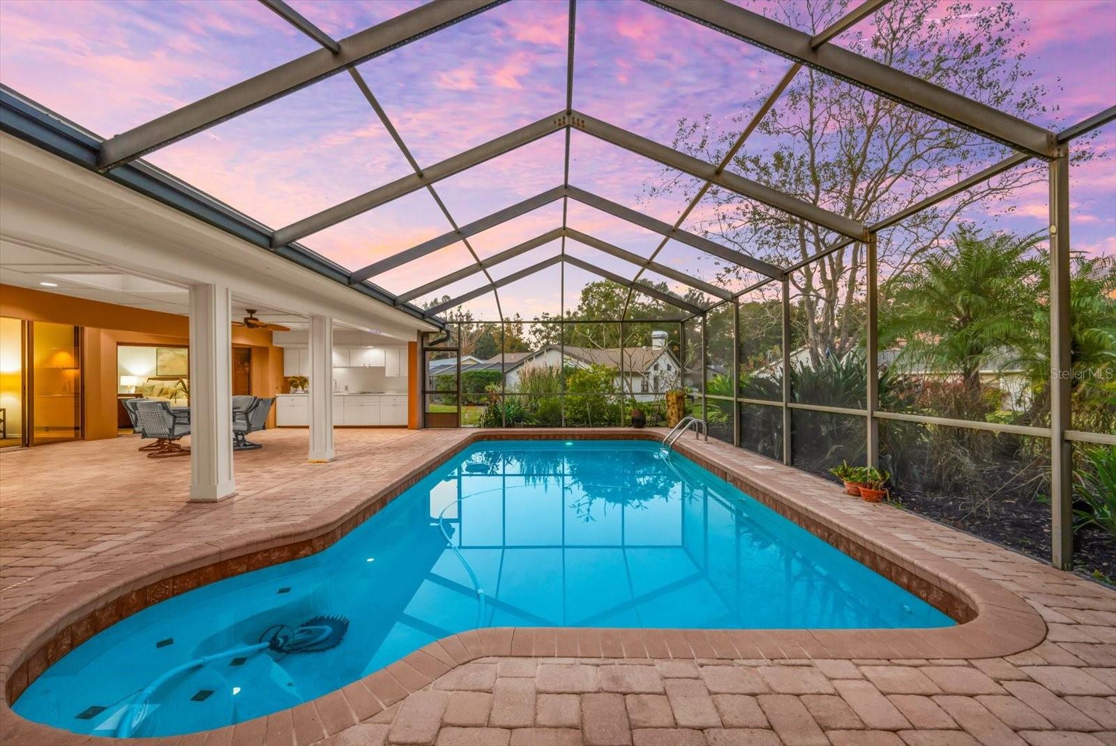 Listing photo id 43 for 2309 Landing Way