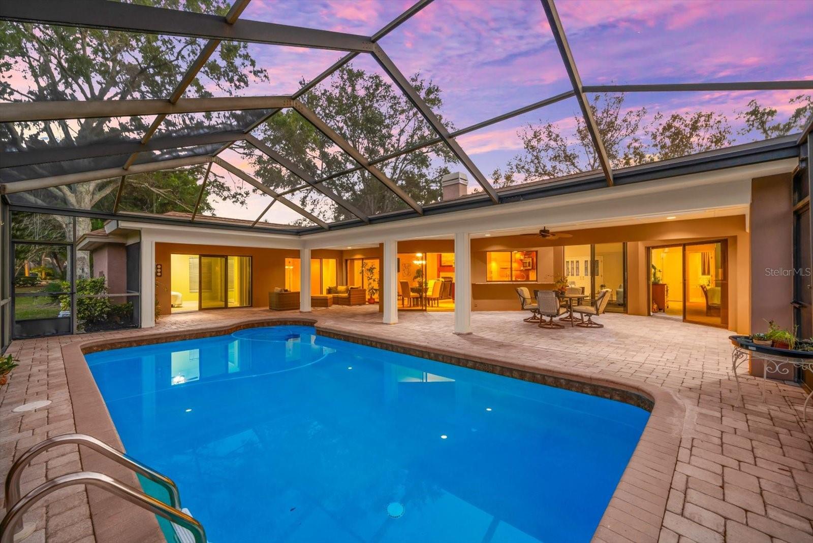 Listing photo id 45 for 2309 Landing Way