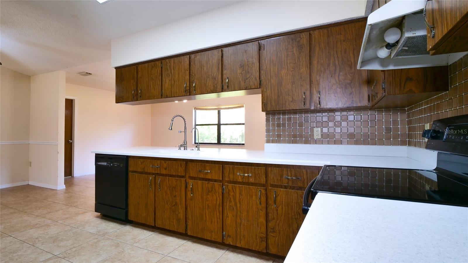 Image 12 of 38 For 10960 Echo Loop