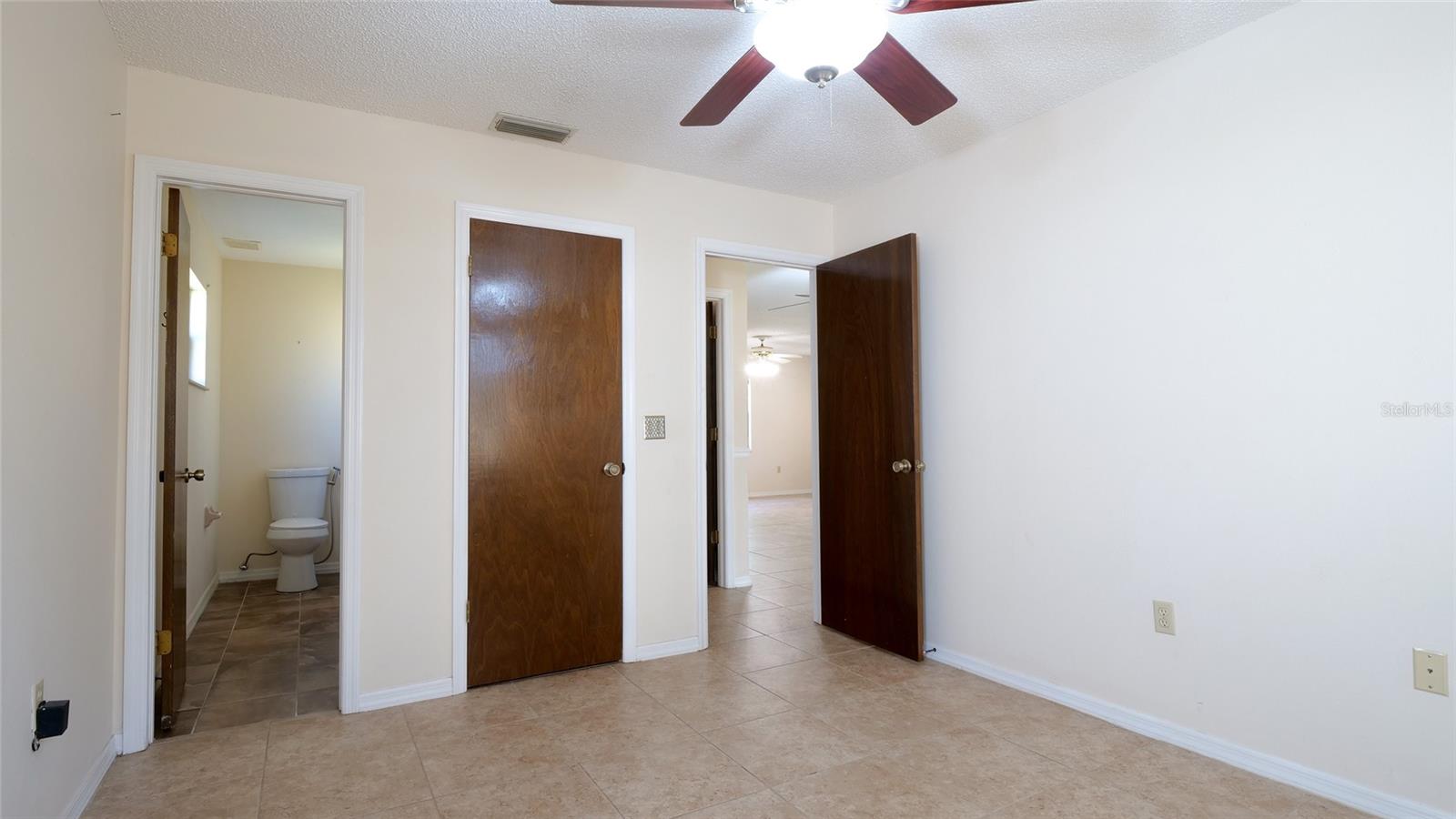 Image 14 of 38 For 10960 Echo Loop