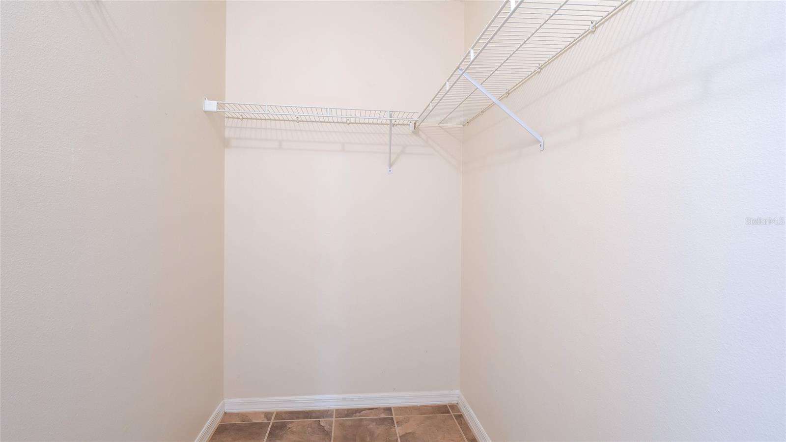 Image 24 of 38 For 10960 Echo Loop