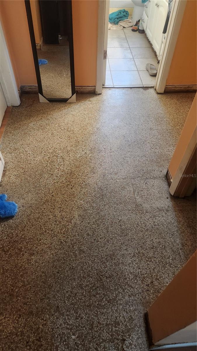 Image 14 of 27 For 736 San Christopher Drive