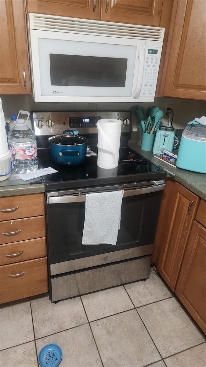 Image 4 of 27 For 736 San Christopher Drive