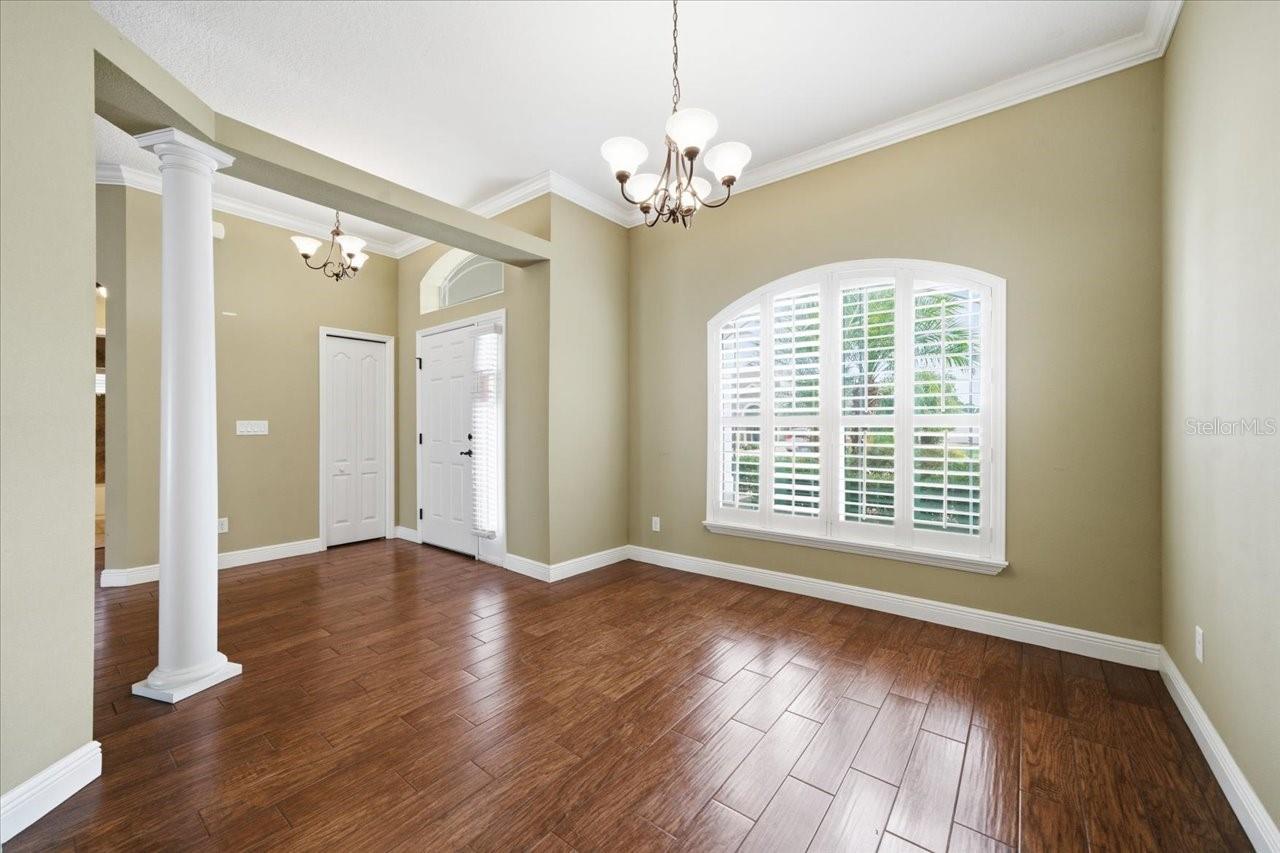 Image 13 of 39 For 3017 Via Siena Street