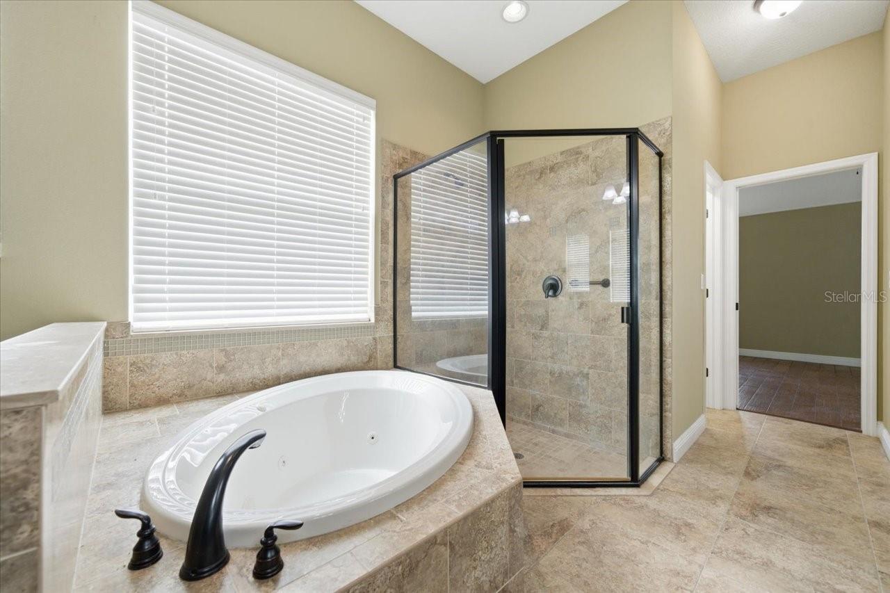 Image 24 of 39 For 3017 Via Siena Street