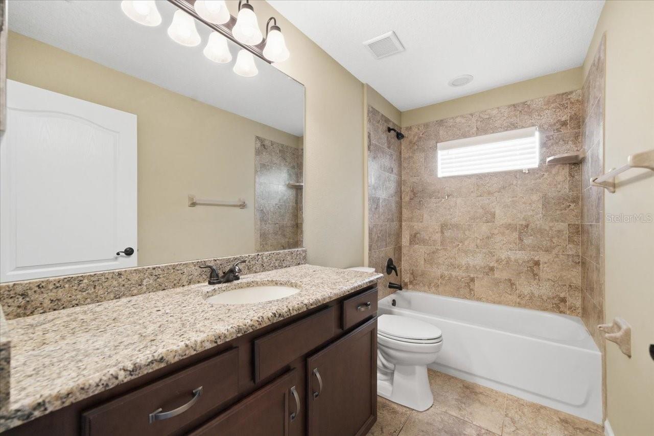 Image 27 of 39 For 3017 Via Siena Street