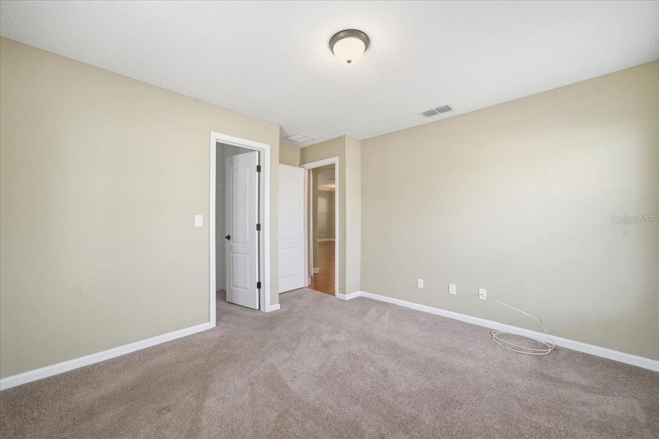 Image 28 of 39 For 3017 Via Siena Street