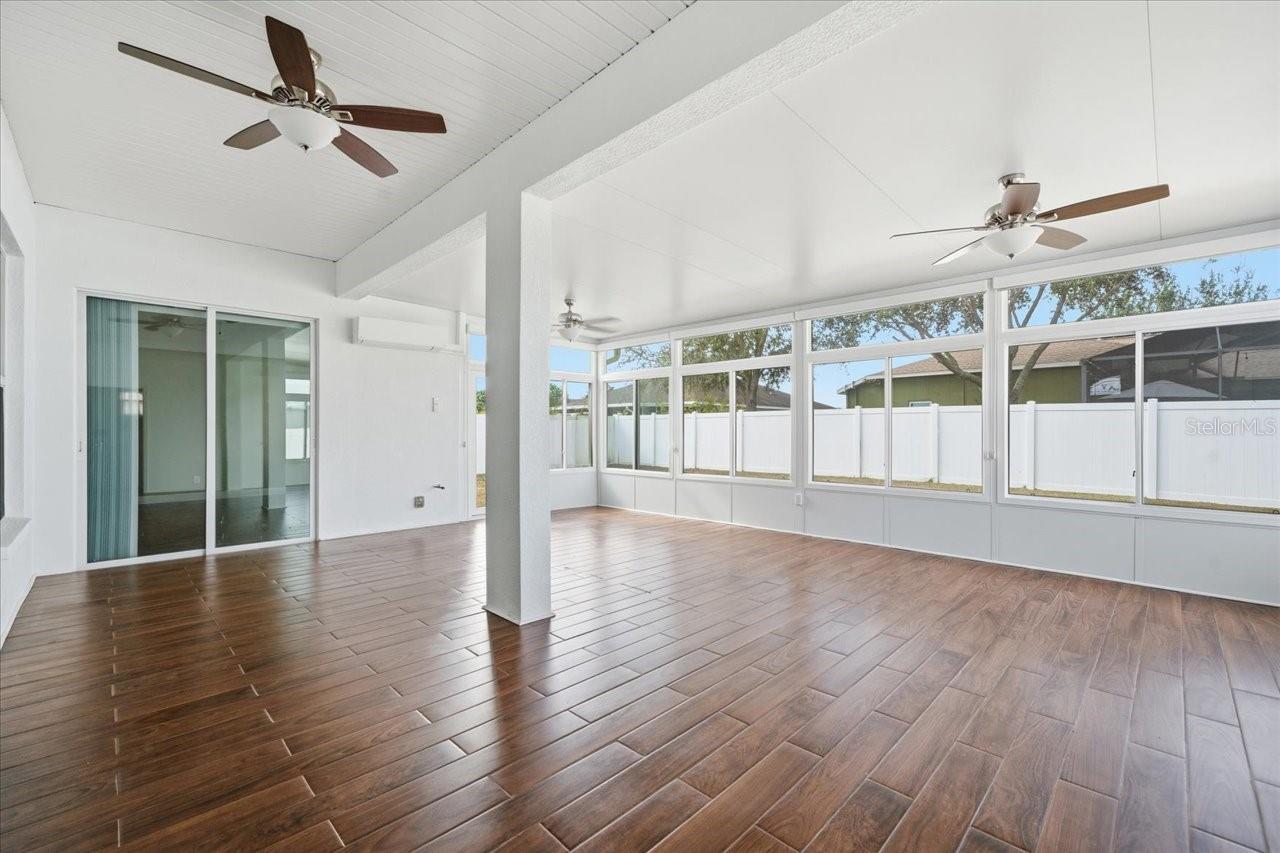 Image 31 of 39 For 3017 Via Siena Street