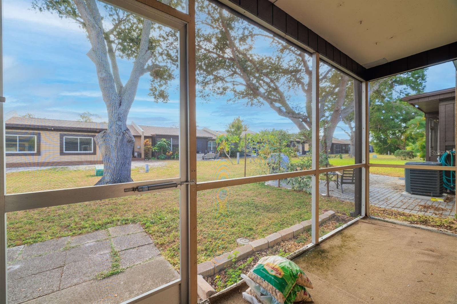 Image 25 of 31 For 9979 88th Way