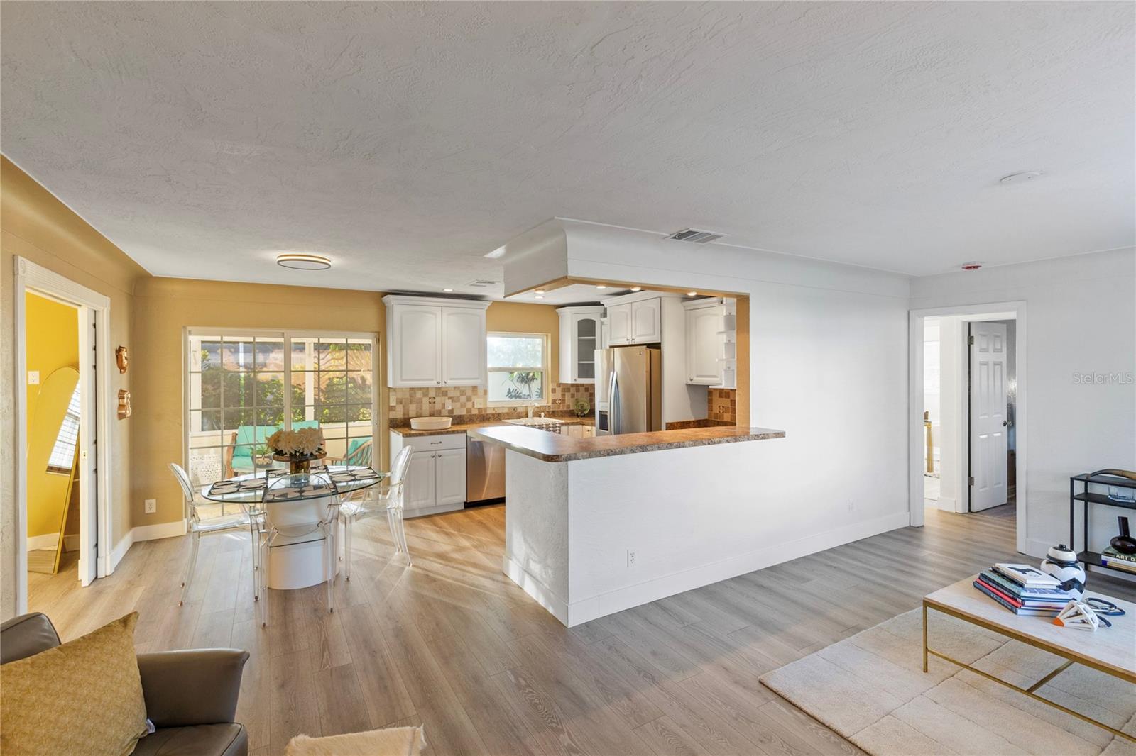 Image 18 of 49 For 226 75th Street N