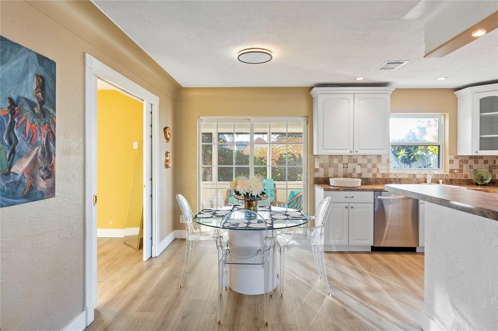 Image 19 of 49 For 226 75th Street N