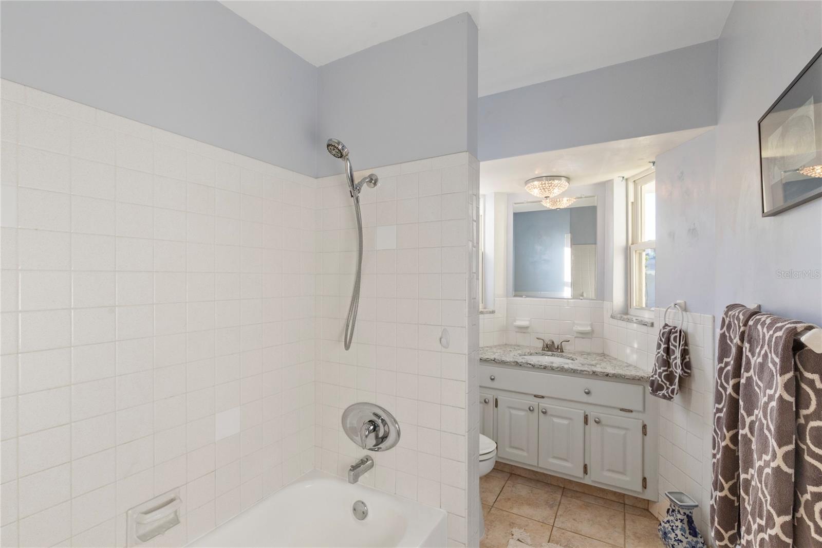 Image 7 of 49 For 226 75th Street N