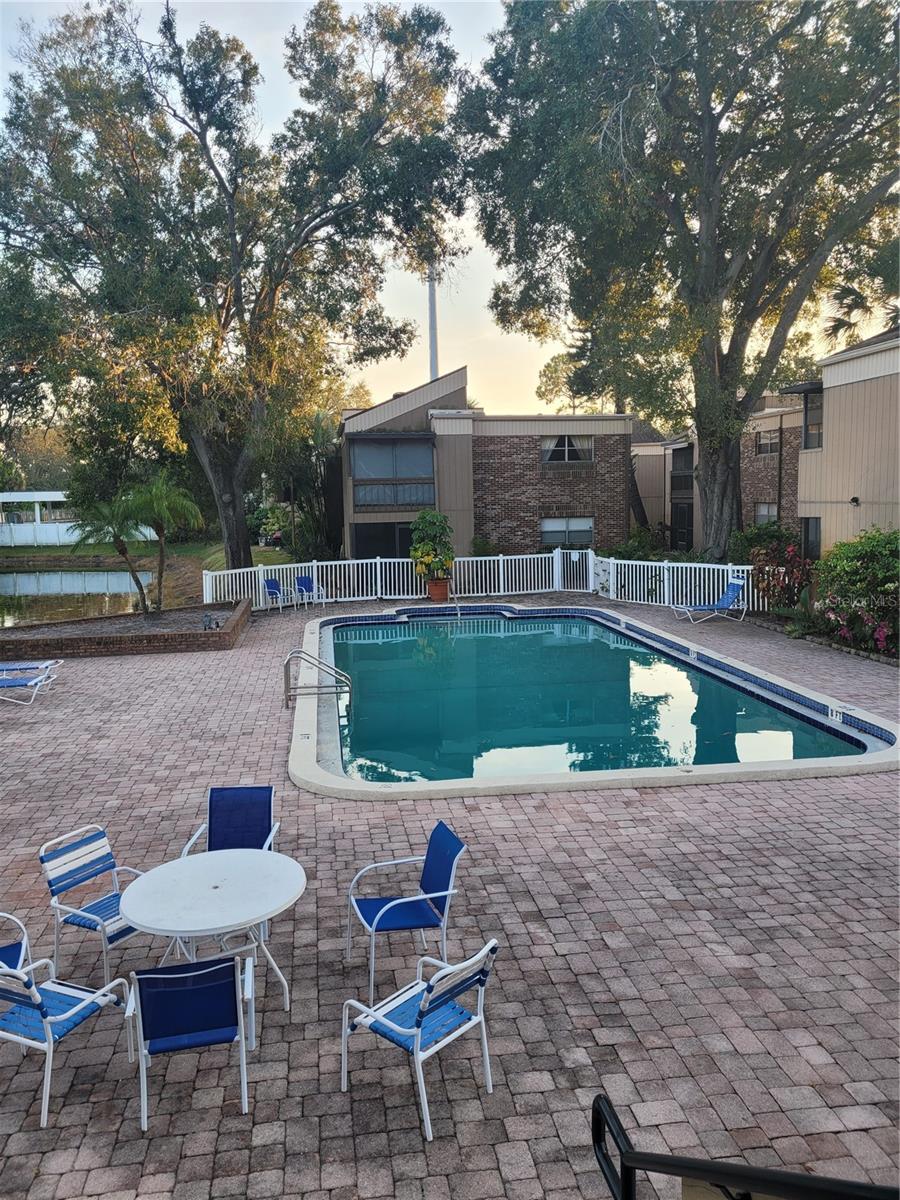 Image 16 of 18 For 10485 Carrollbrook Circle 120