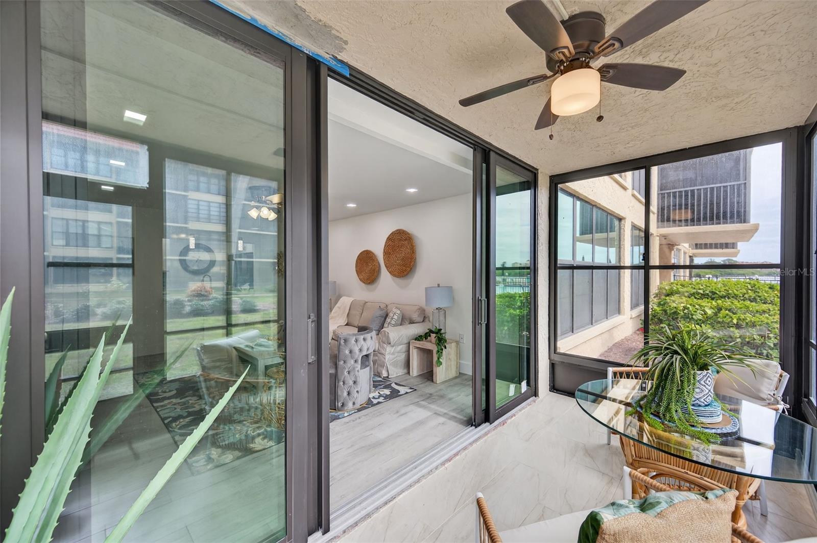 Image 26 of 42 For 19701 Gulf Boulevard 120