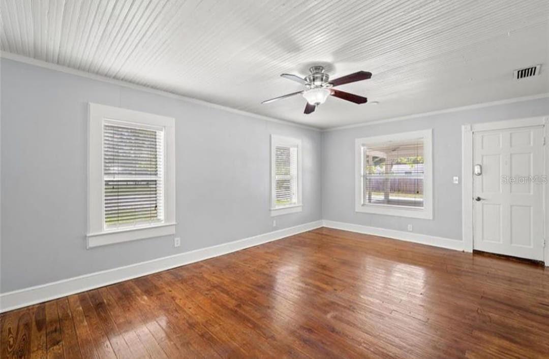 Image 3 of 11 For 1803 Douglas Avenue