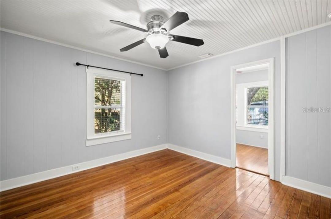 Image 8 of 11 For 1803 Douglas Avenue