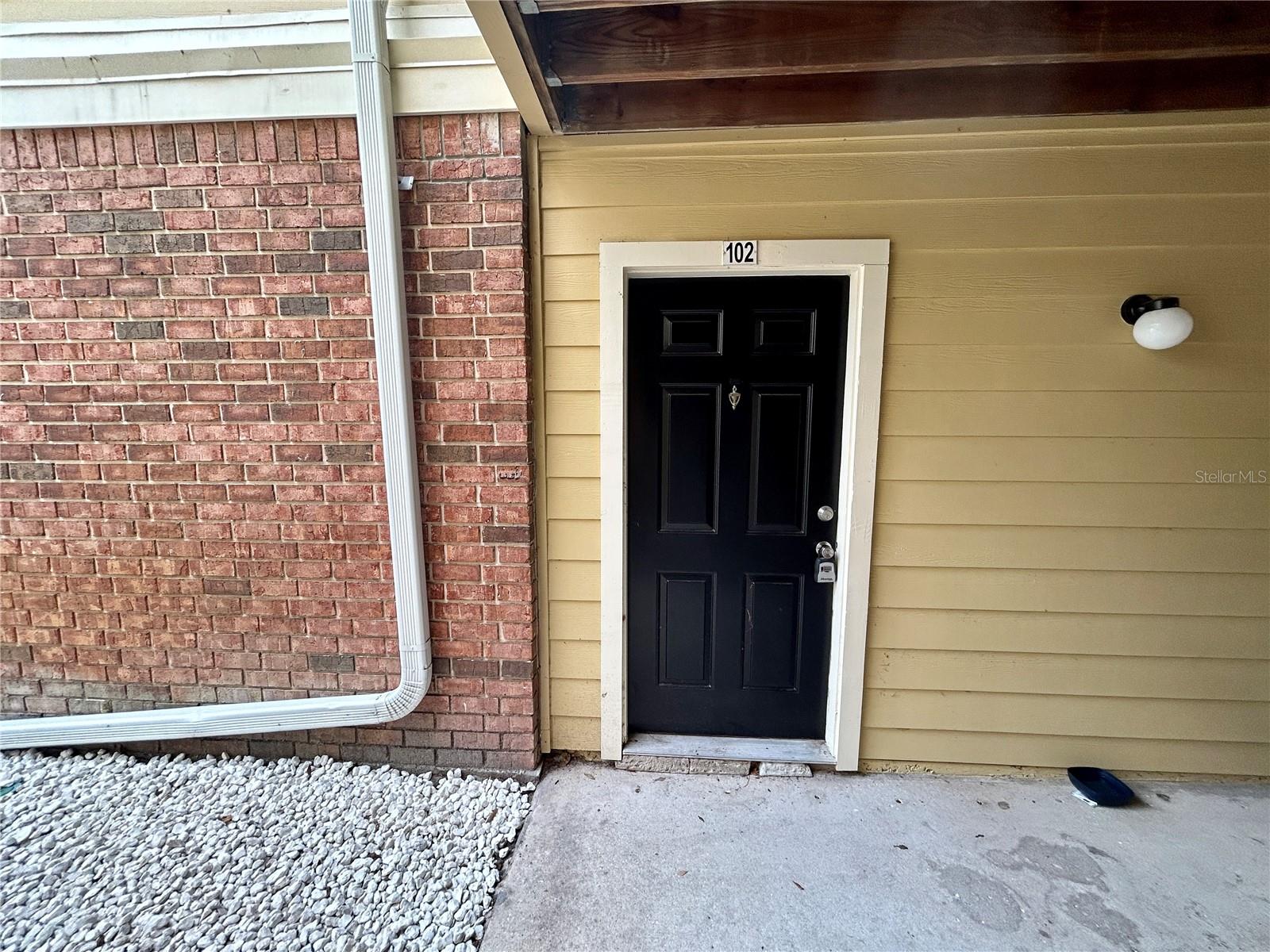 Image 2 of 17 For 8758 Mallard Reserve Drive 102