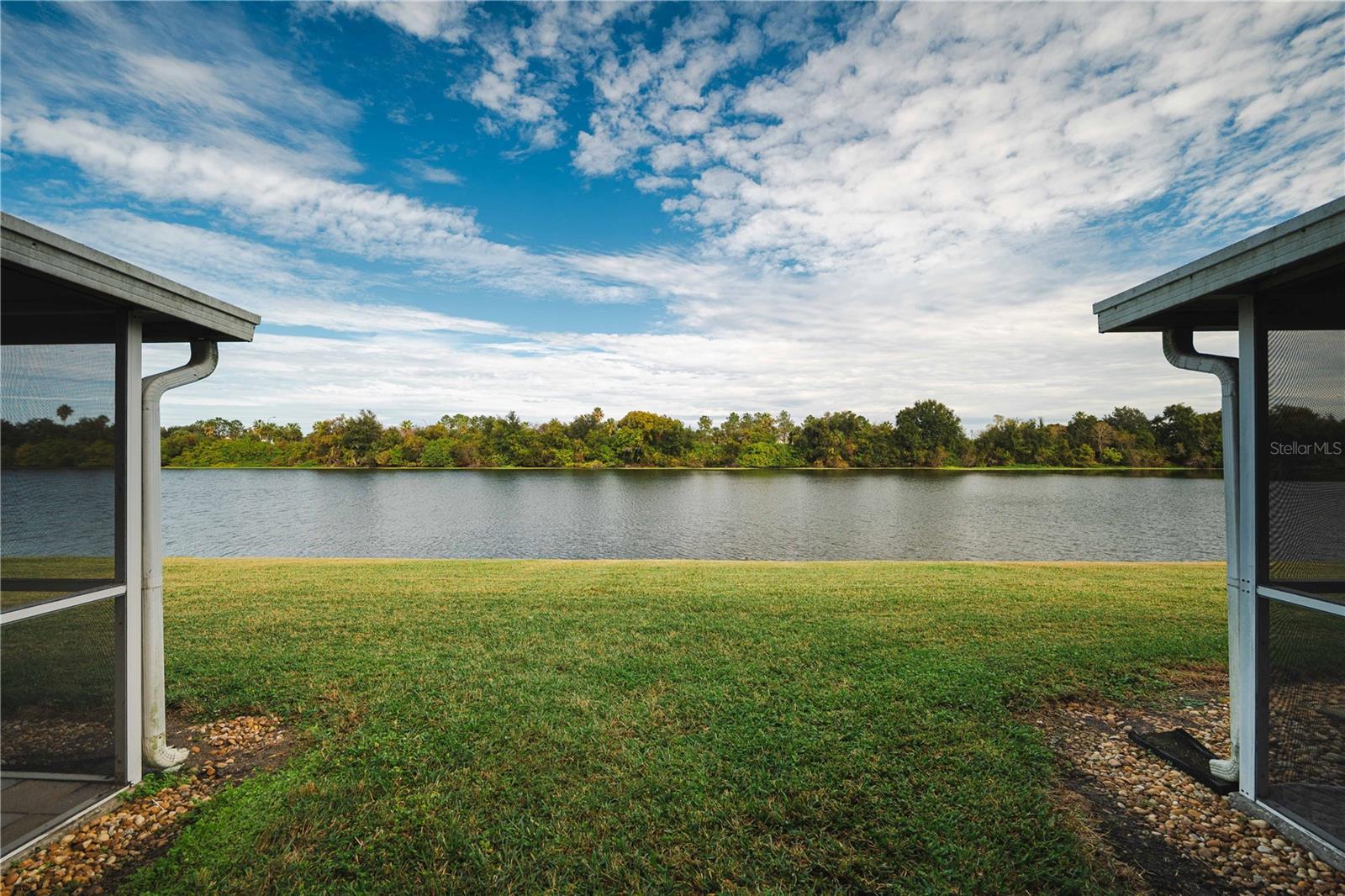 Image 25 of 50 For 429 Kensington Lake Circle