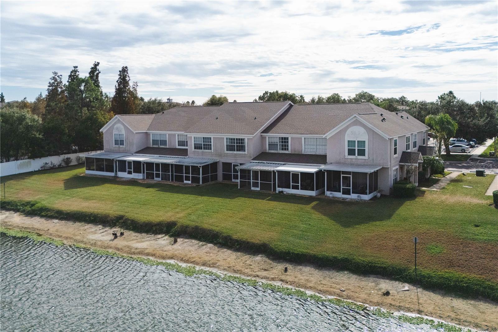 Image 28 of 50 For 429 Kensington Lake Circle