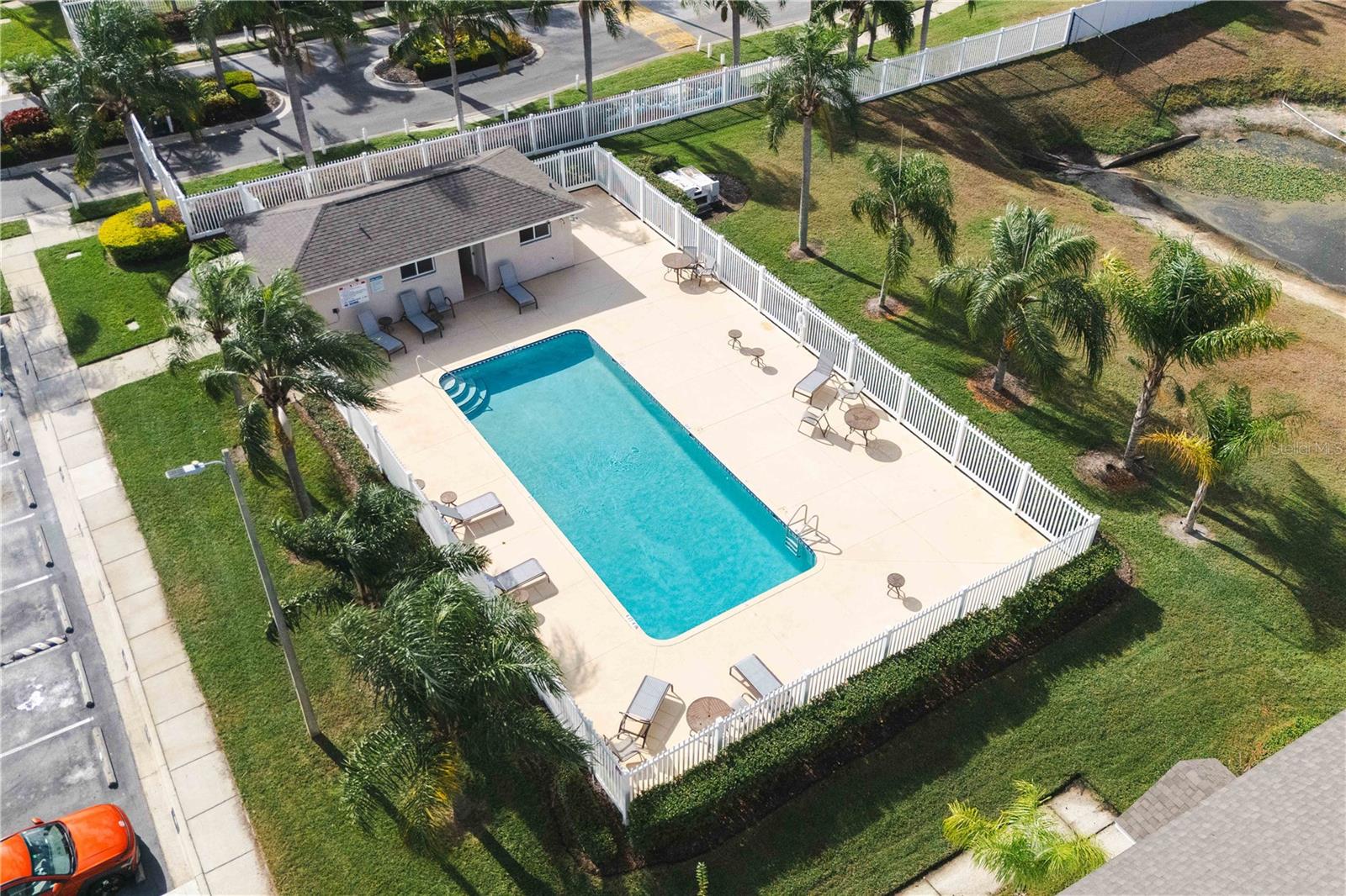 Image 30 of 50 For 429 Kensington Lake Circle