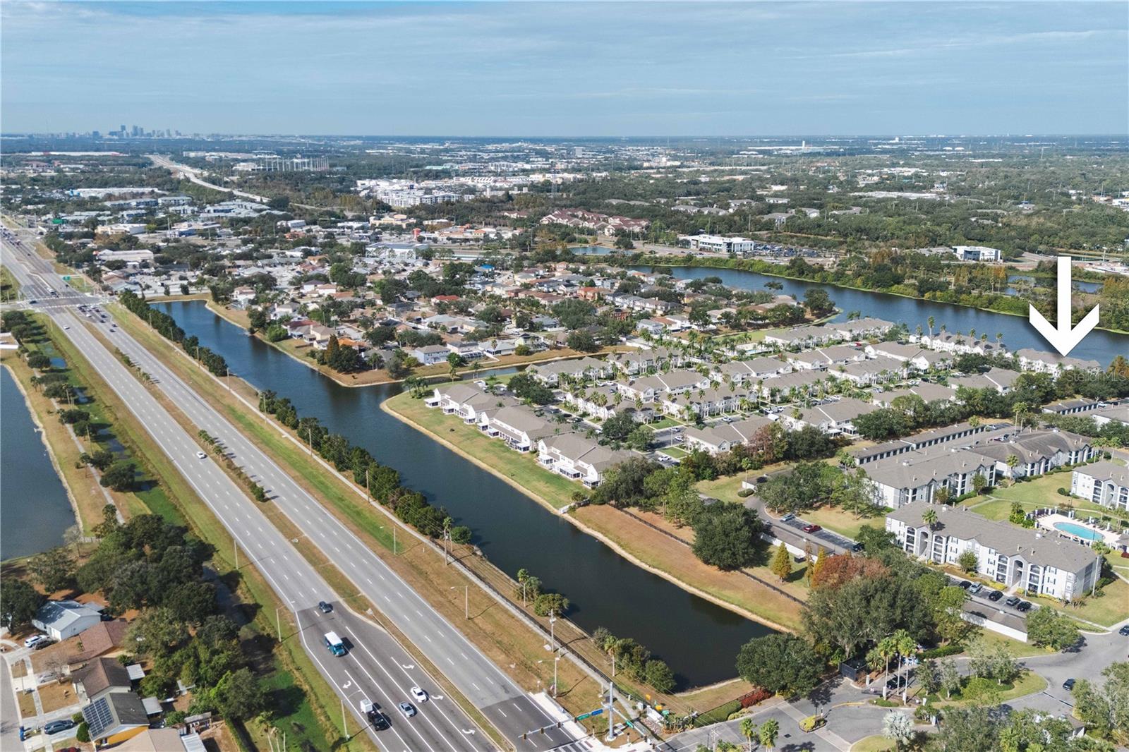 Image 41 of 50 For 429 Kensington Lake Circle