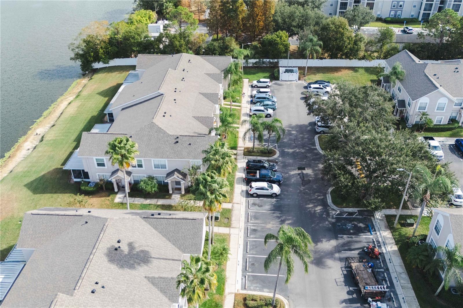 Image 43 of 50 For 429 Kensington Lake Circle