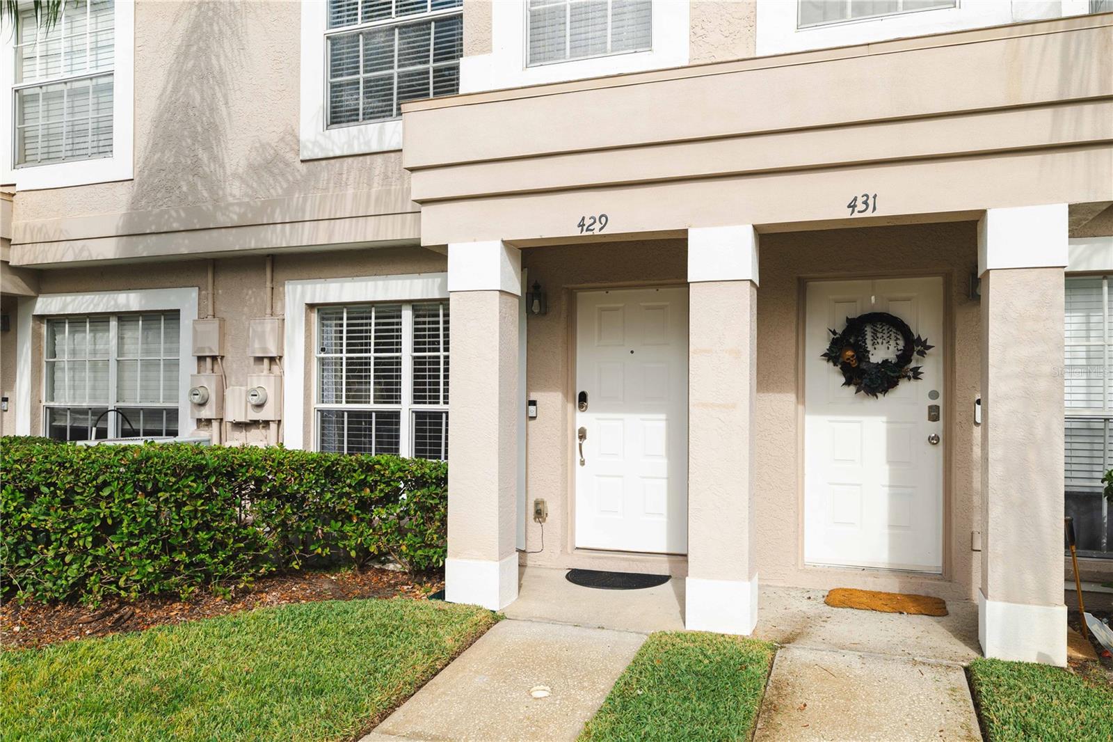 Image 46 of 50 For 429 Kensington Lake Circle