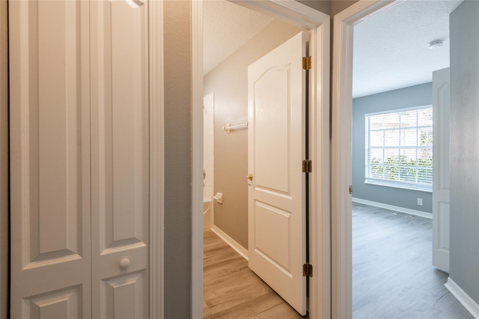 Image 6 of 41 For 2515 Butterfly Landing Drive