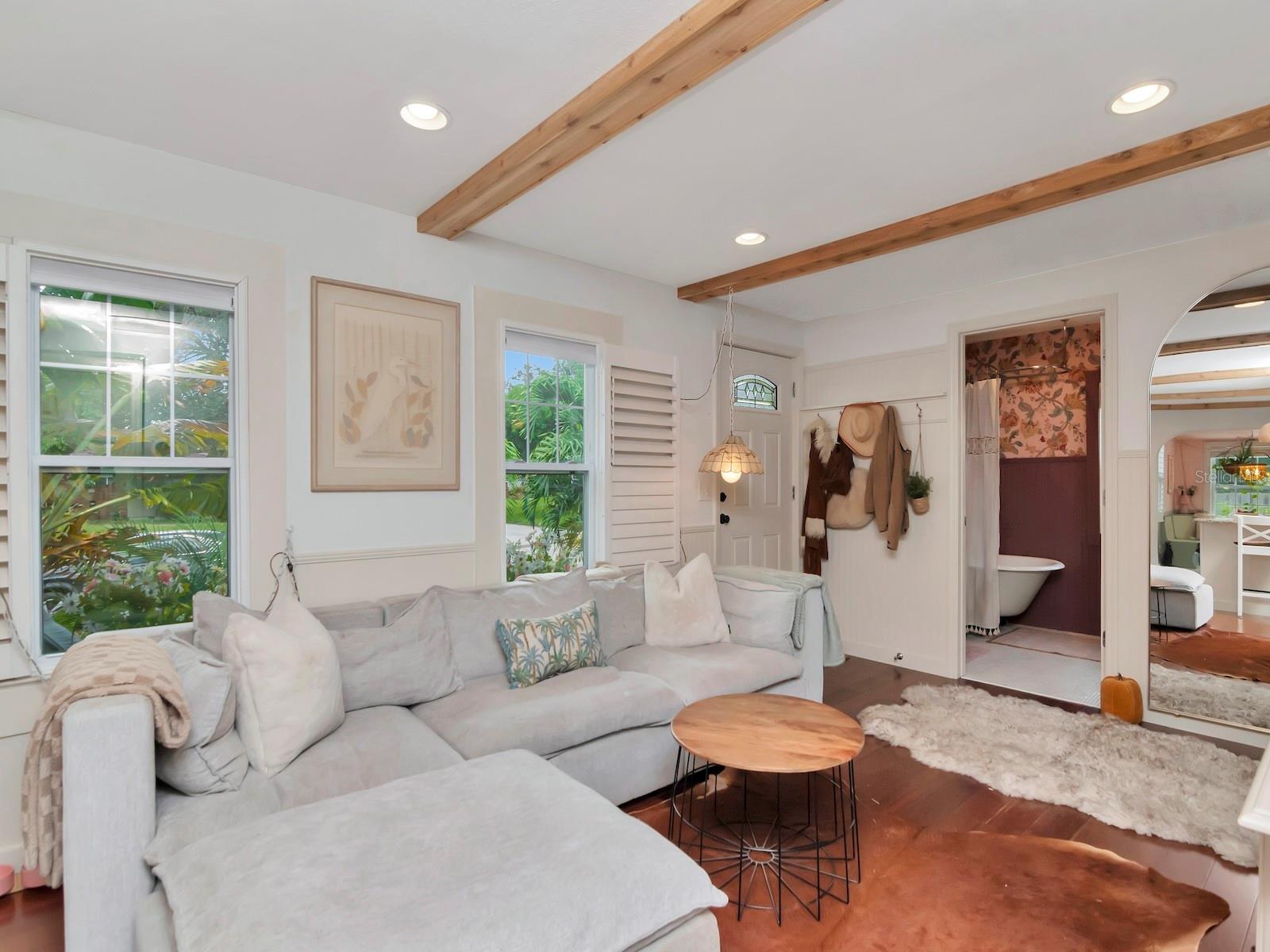 Image 5 of 22 For 4000 3rd Avenue N