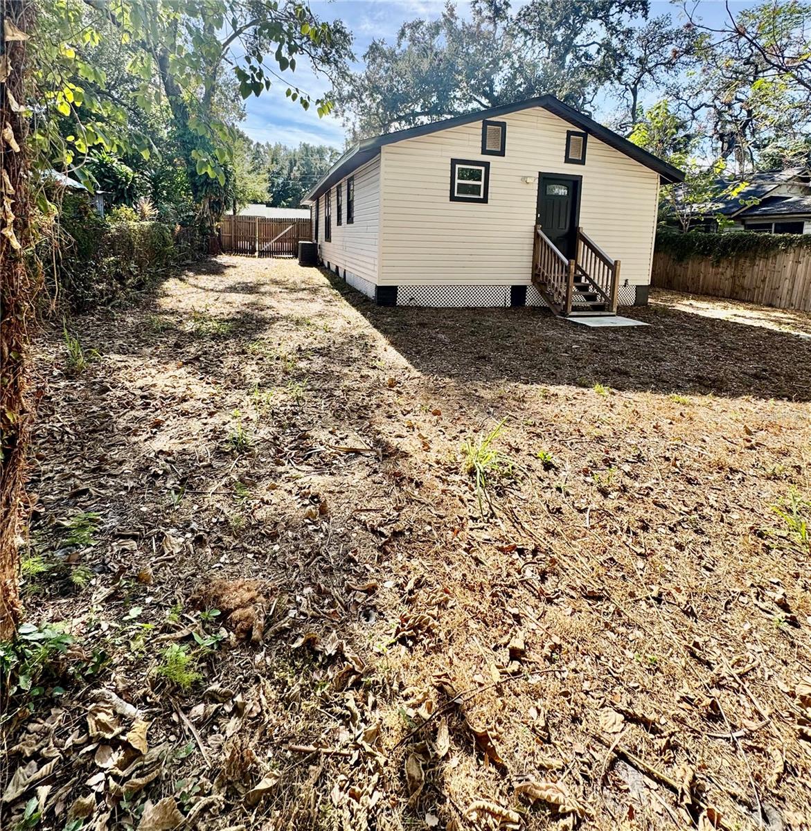 Image 18 of 19 For 3106 23rd Avenue