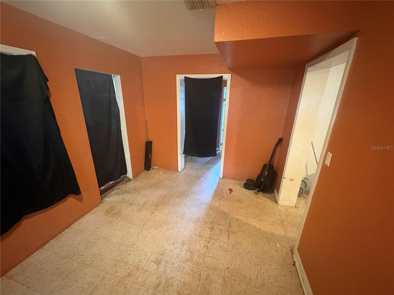 Image 10 of 37 For 2330 Azalea Court