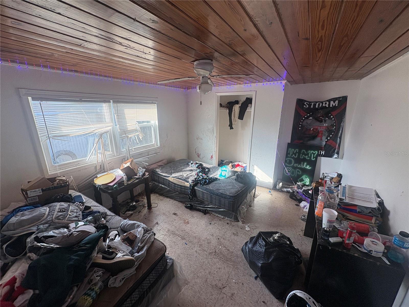 Image 13 of 37 For 2330 Azalea Court