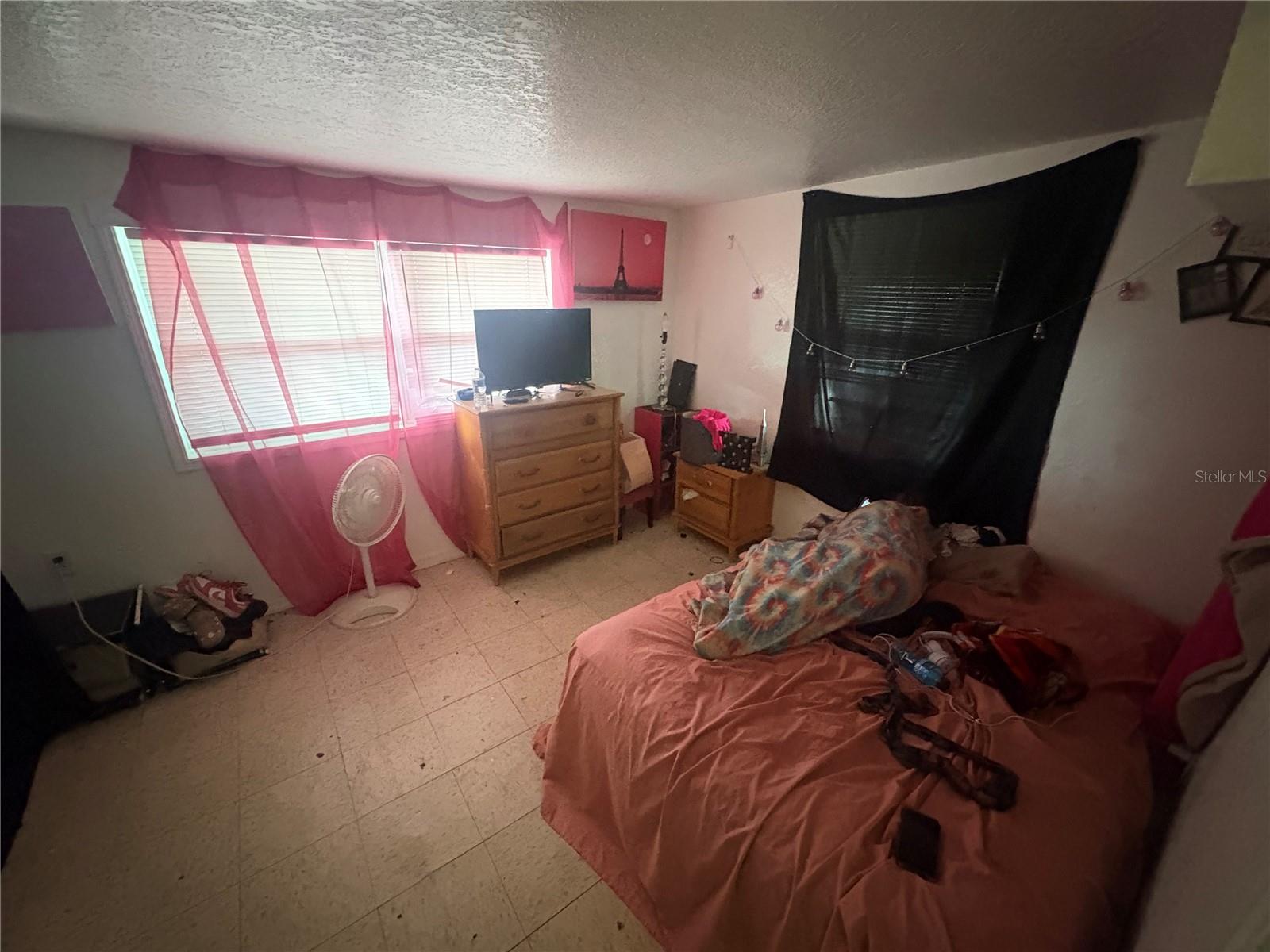 Image 4 of 37 For 2330 Azalea Court