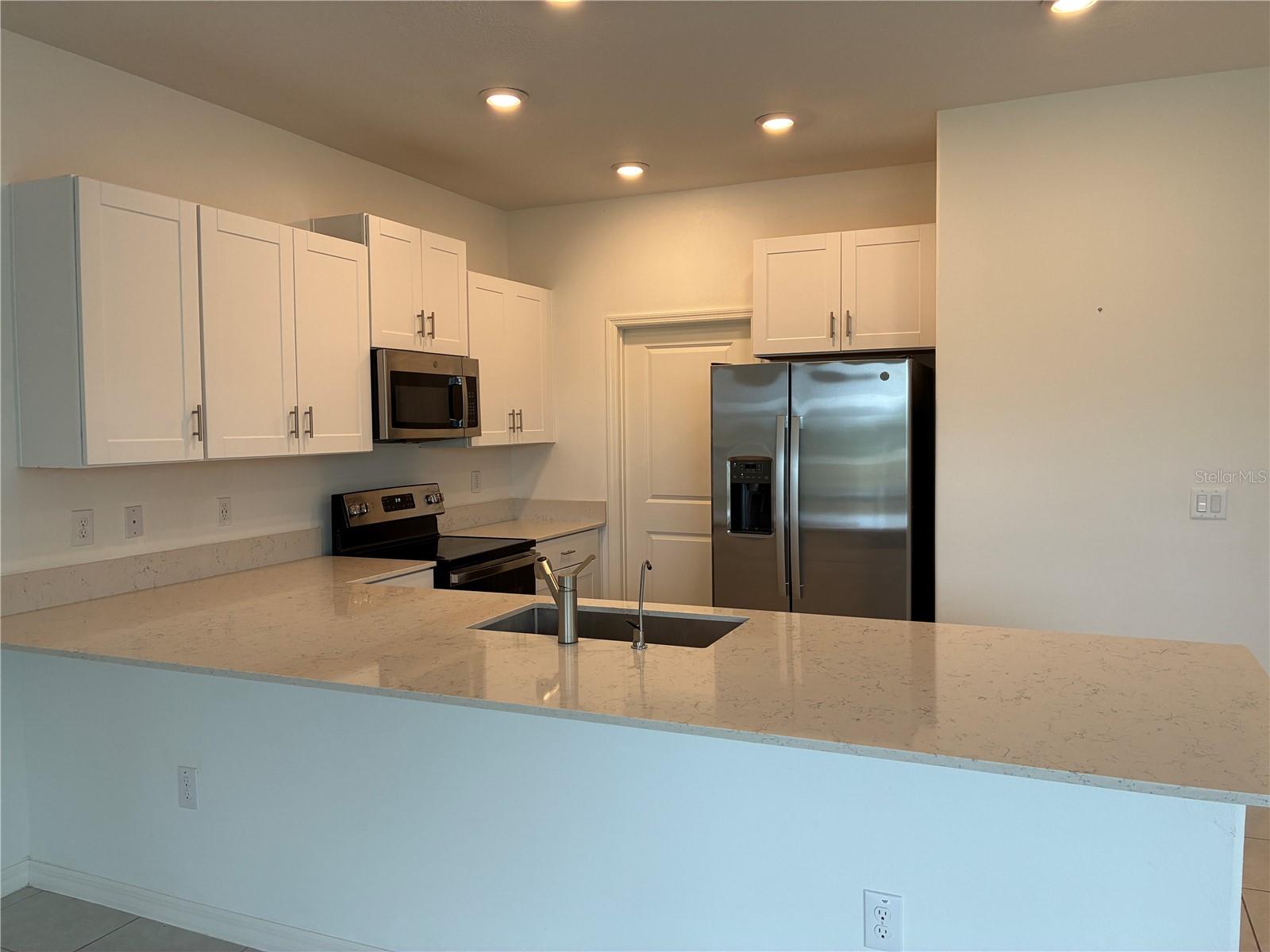 Image 11 of 47 For 6274 Shiner St