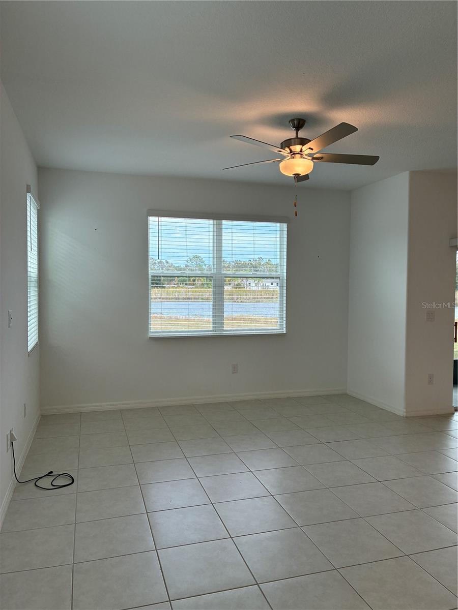 Image 4 of 47 For 6274 Shiner St