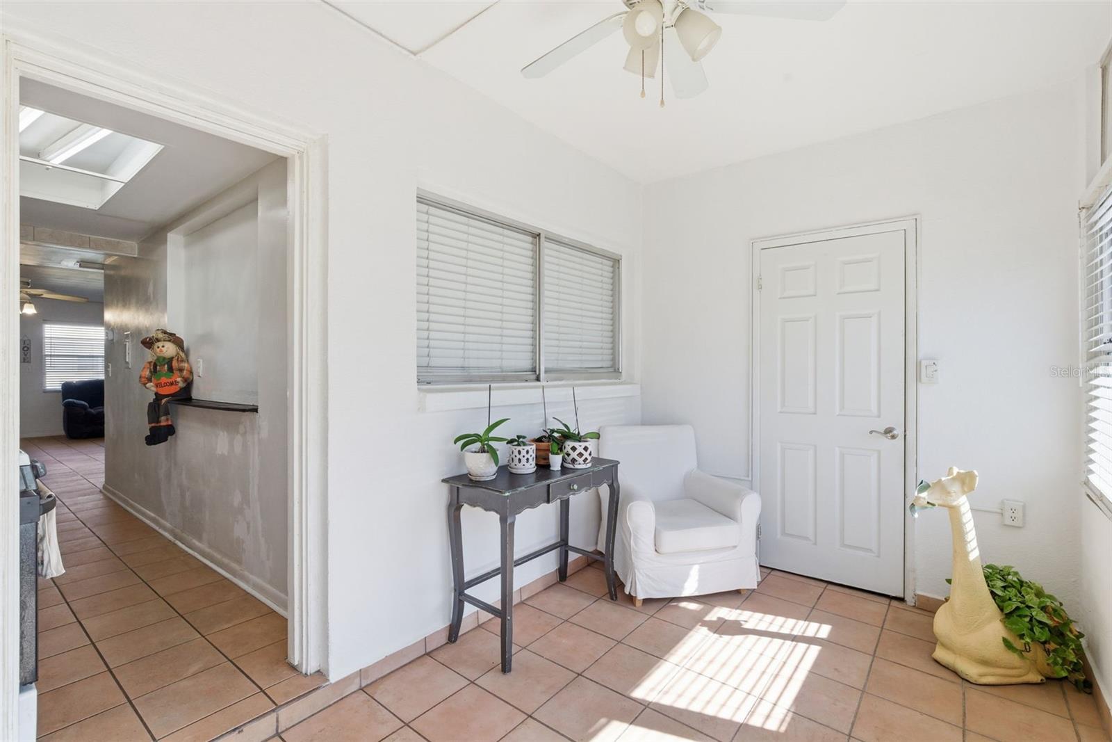 Image 3 of 20 For 5876 21st Street N 5