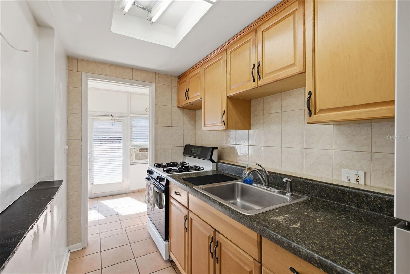 Image 6 of 20 For 5876 21st Street N 5