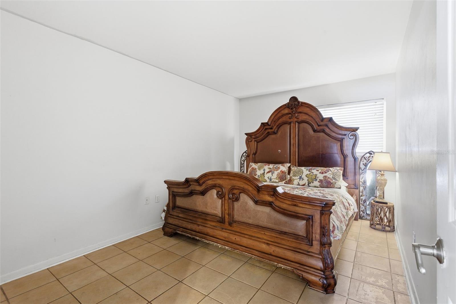 Image 7 of 20 For 5876 21st Street N 5