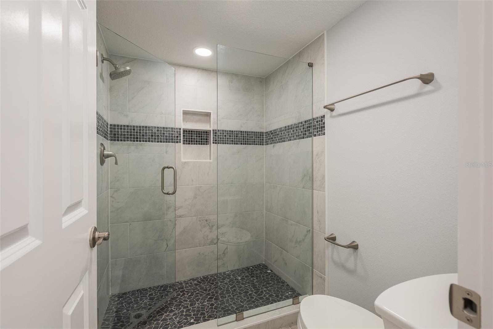 Image 17 of 30 For 6035 Sea Ranch Drive 306