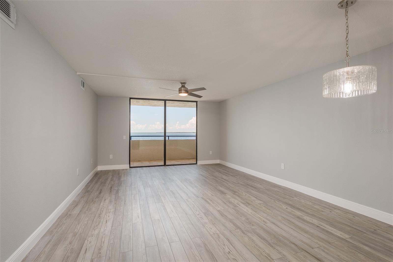 Image 19 of 30 For 6035 Sea Ranch Drive 306