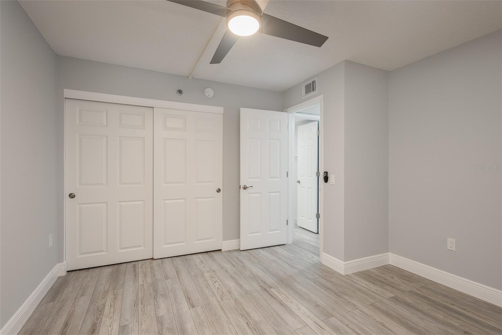 Image 21 of 30 For 6035 Sea Ranch Drive 306