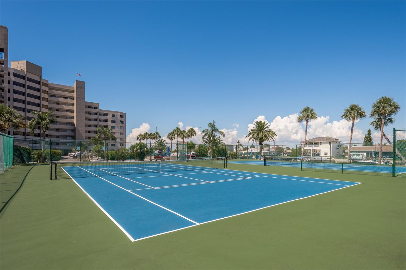 Image 4 of 30 For 6035 Sea Ranch Drive 306