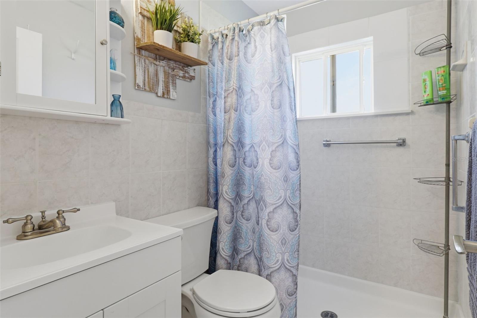 Image 19 of 25 For 14235 Clamshell Lane