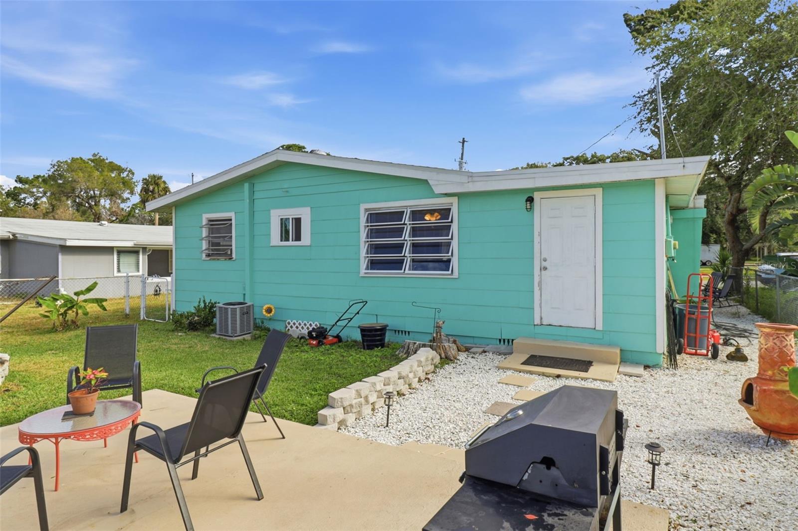 Image 21 of 25 For 14235 Clamshell Lane