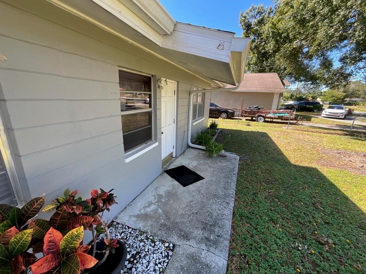 Image 10 of 15 For 9004 Cluster Avenue