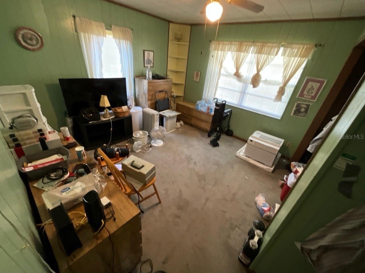 Image 9 of 15 For 9004 Cluster Avenue