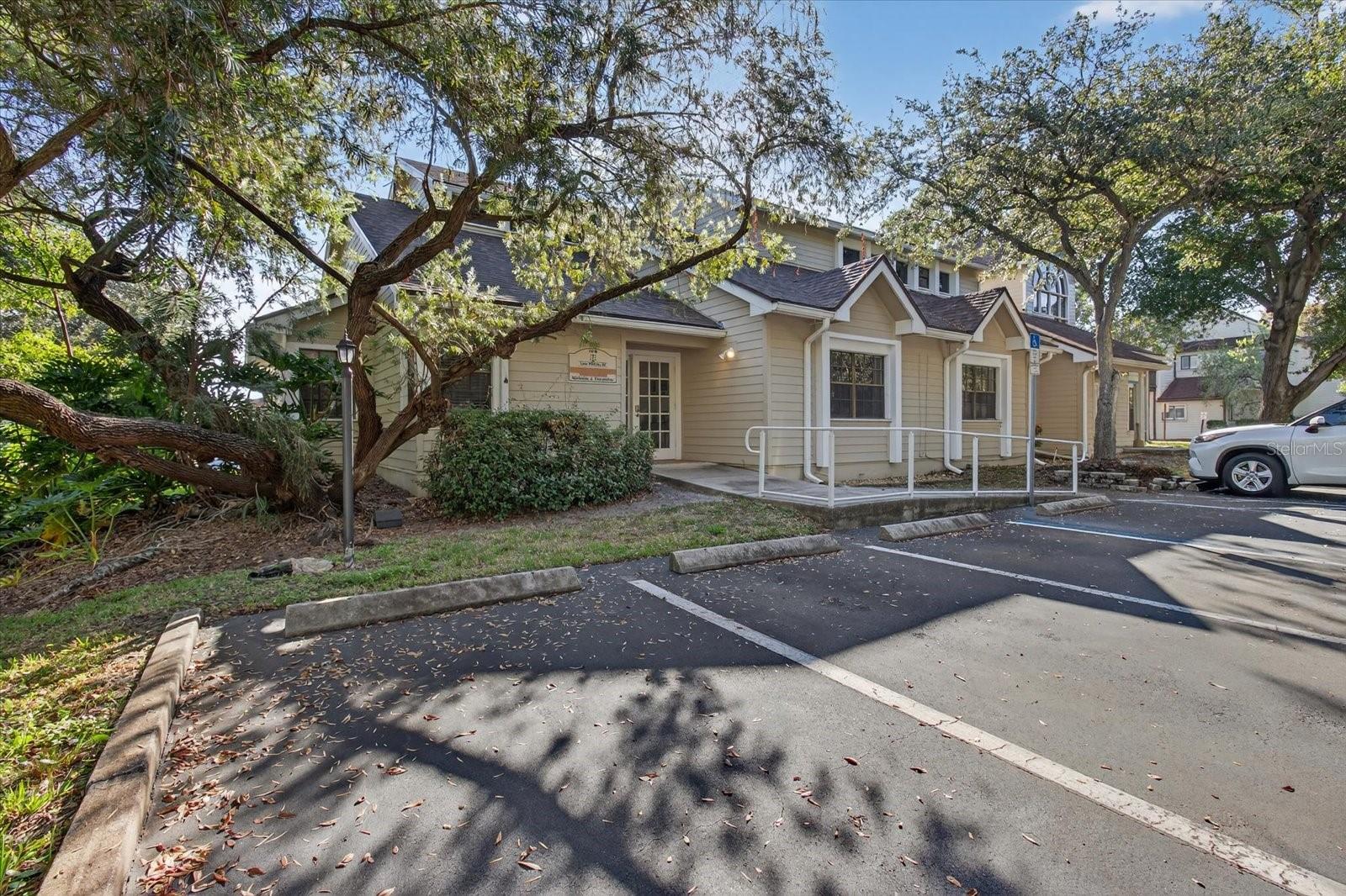 Image 54 of 62 For 10225 Ulmerton Road 12b